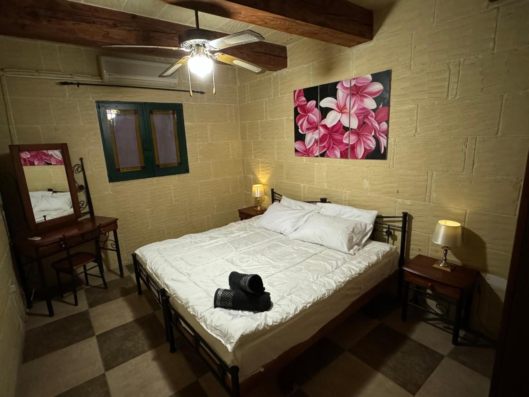 Tal-Bir Farmhouse Hotel Nadur Ngoại thất bức ảnh