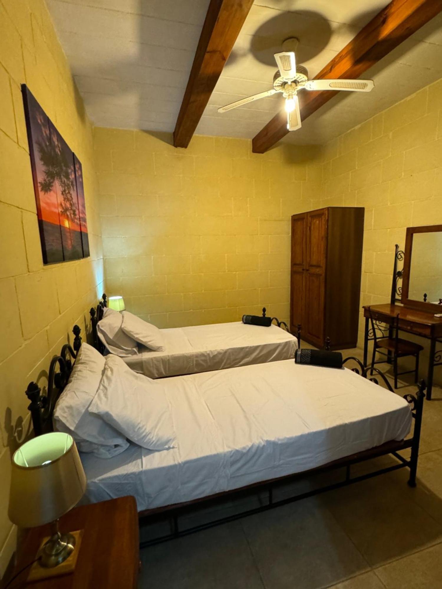 Tal-Bir Farmhouse Hotel Nadur Ngoại thất bức ảnh